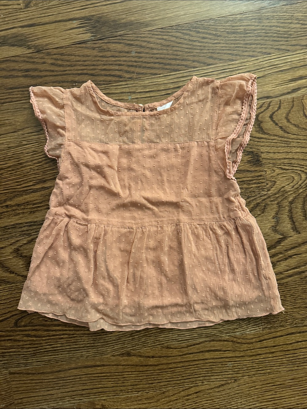 abercrombie kids Peach Flutter Sleeve Swiss Dot Top